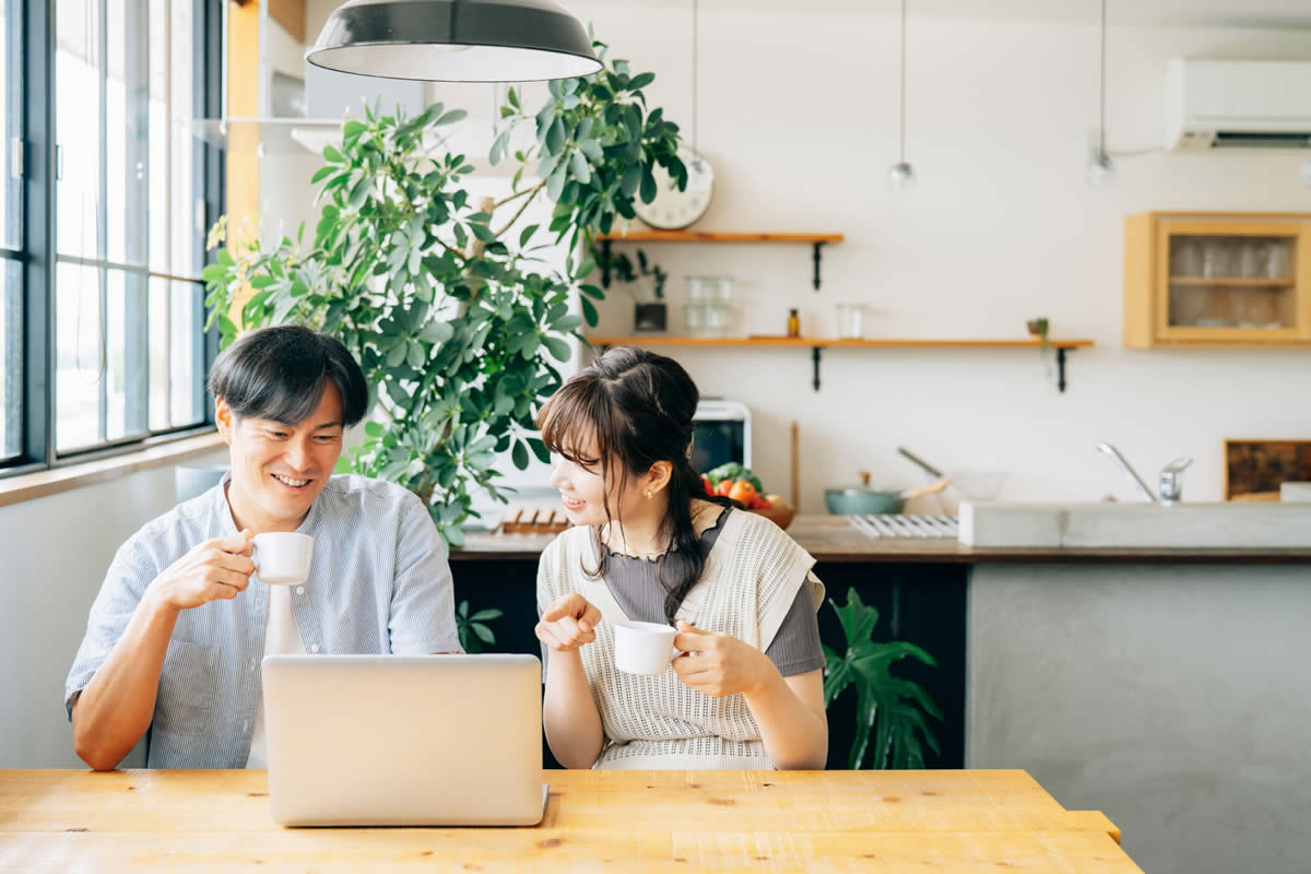 ホテル、ビラなどの宿泊予約サイト作成